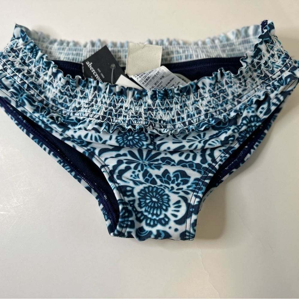 Abercrombie Kids swim bottom